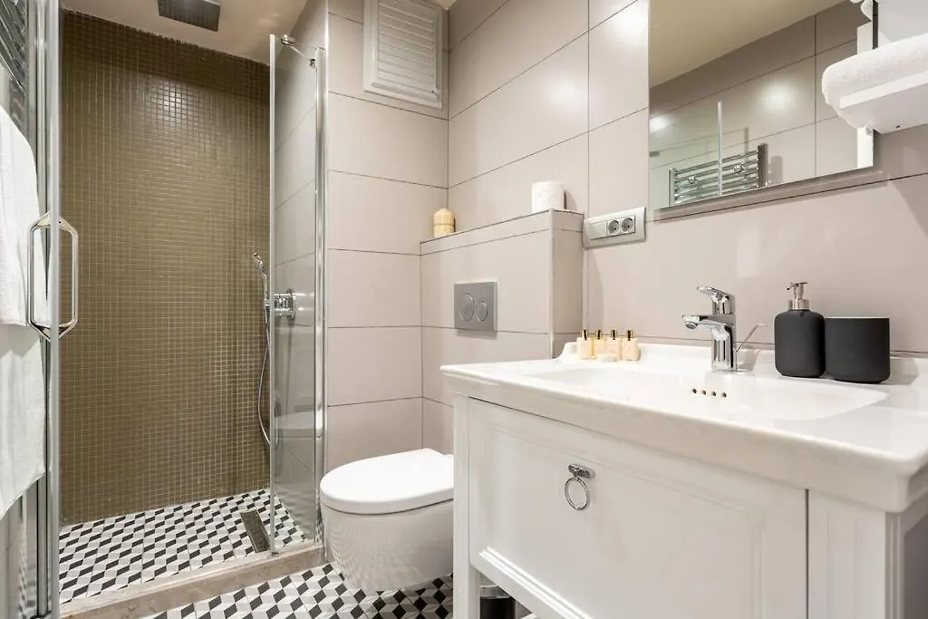 Dom House - New Residence Apartment In Cihangir İstanbul